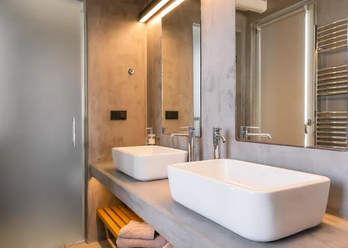 Olivia Mykonos * 아기오스 스테파노스