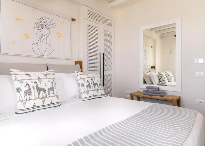 Olivia Mykonos * 아기오스 스테파노스